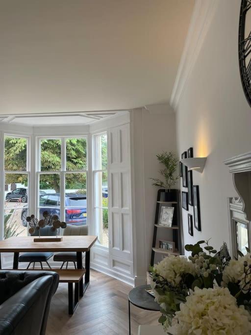 Whitehall, Thomas Turnbull Flat 3 Beautiful Apartment In Georgian House 惠特比 外观 照片